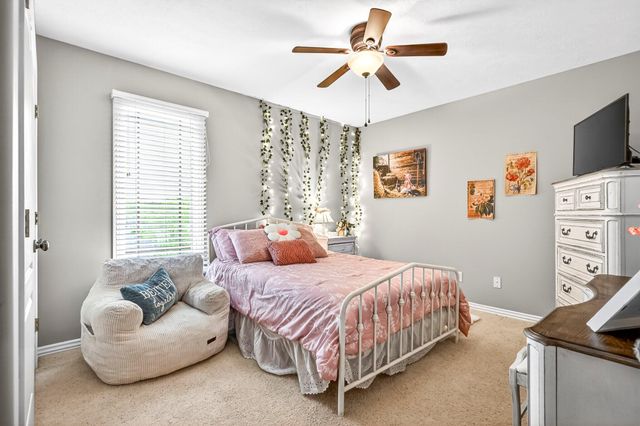 1101 W Woodhill Court, Springfield, MO 65810