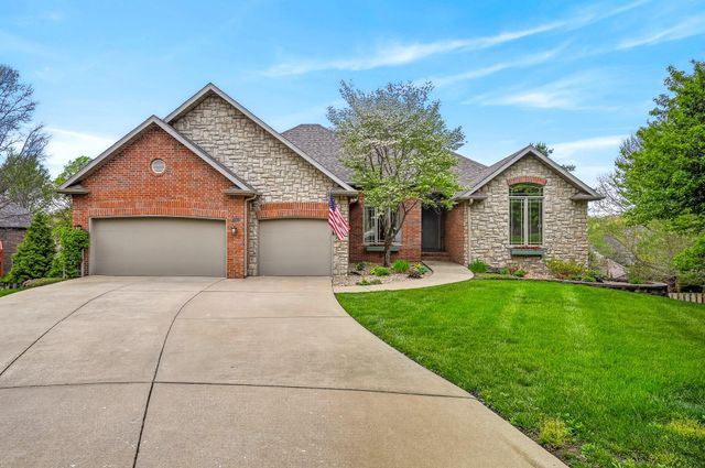 1101 W Woodhill Court, Springfield, MO 65810