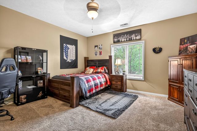 1101 W Woodhill Court, Springfield, MO 65810