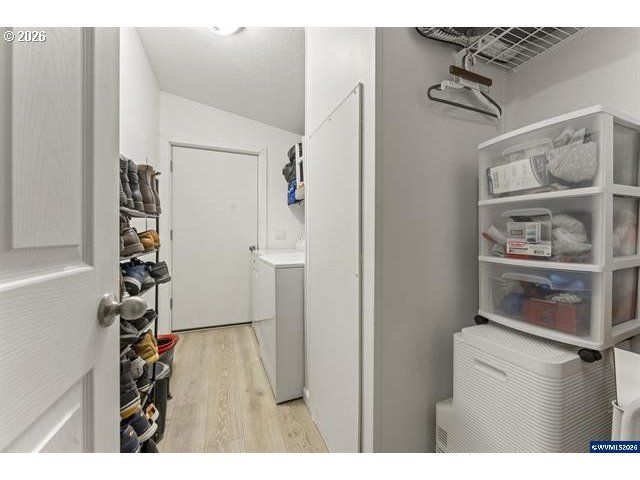 12323 Se HOLGATE Blvd 2, Portland, OR 97236