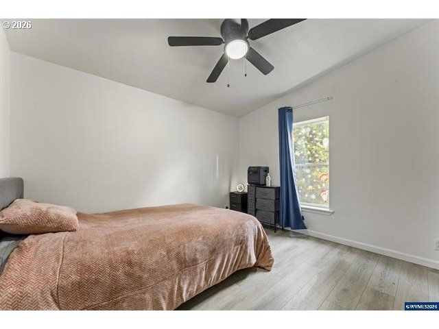 12323 Se HOLGATE Blvd 2, Portland, OR 97236