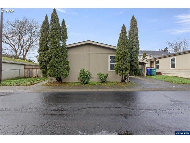 12323 Se HOLGATE Blvd 2, Portland, OR 97236