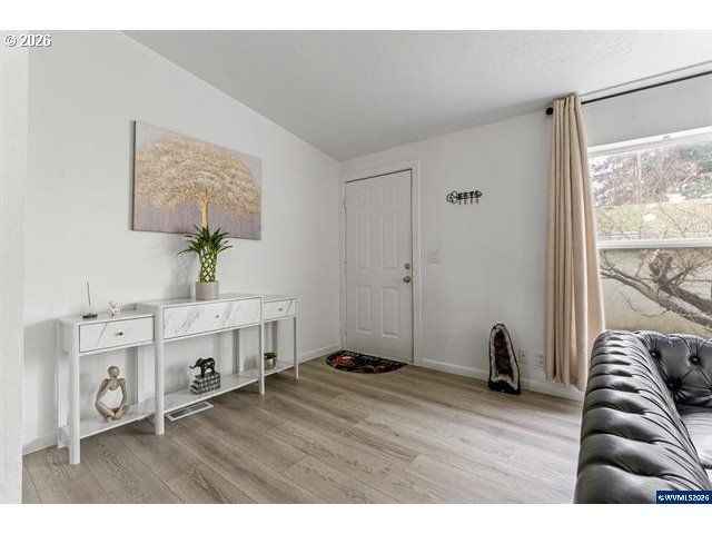 12323 Se HOLGATE Blvd 2, Portland, OR 97236