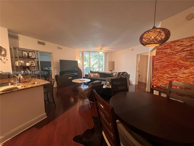 510 NW 84 TH AV 324, Plantation, FL 33324
