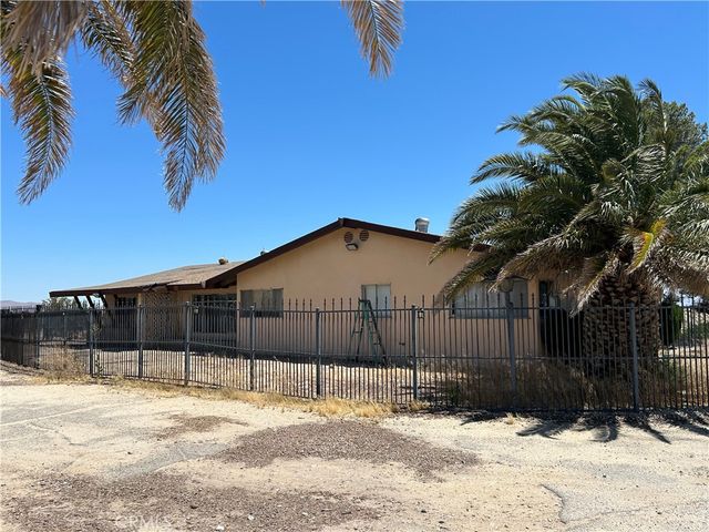 14822 Rodeo, Victorville, CA 92395