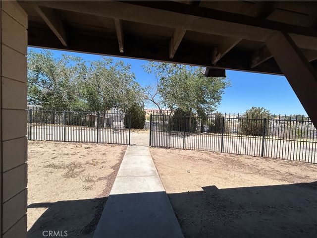 14822 Rodeo, Victorville, CA 92395