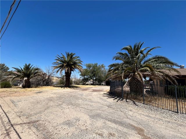 14822 Rodeo, Victorville, CA 92395