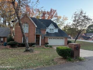 1327 Fox Chase Drive, Southaven, MS 38671