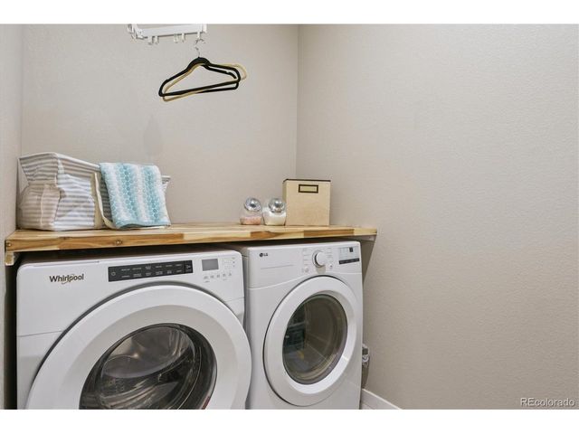 2297 Rosette Ln, Castle Rock, CO 80104