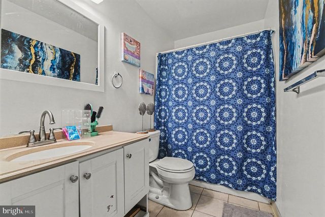 2303 IONOFF RD, Harrisburg, PA 17110