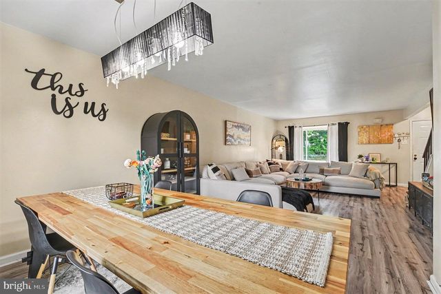 2303 IONOFF RD, Harrisburg, PA 17110