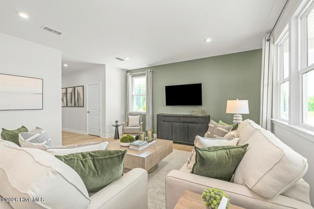 7063 Mcfarland Drive, Leland, NC 28451