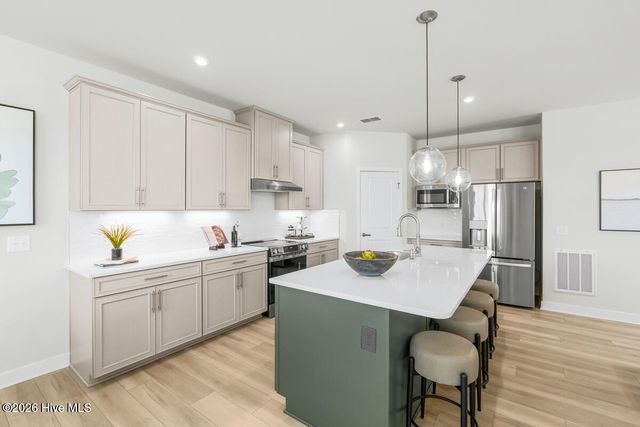 7063 Mcfarland Drive, Leland, NC 28451