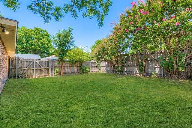 9117 Fairmont Circle, Rowlett, TX 75088