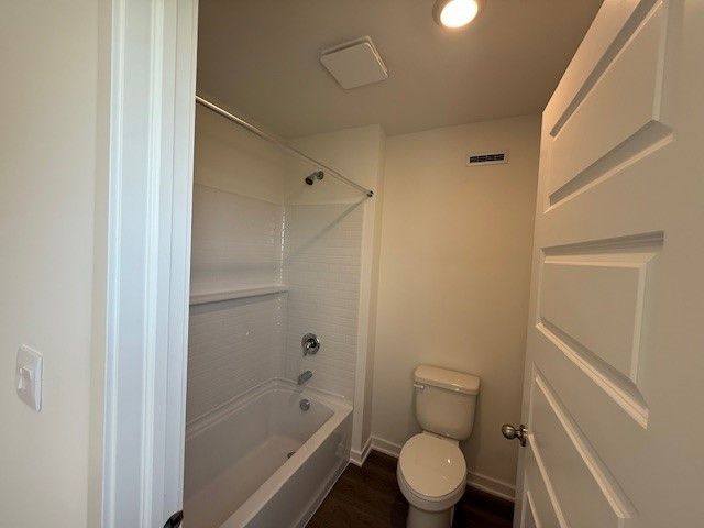 9996 Edgebrook Lane, Huntley, IL 60142