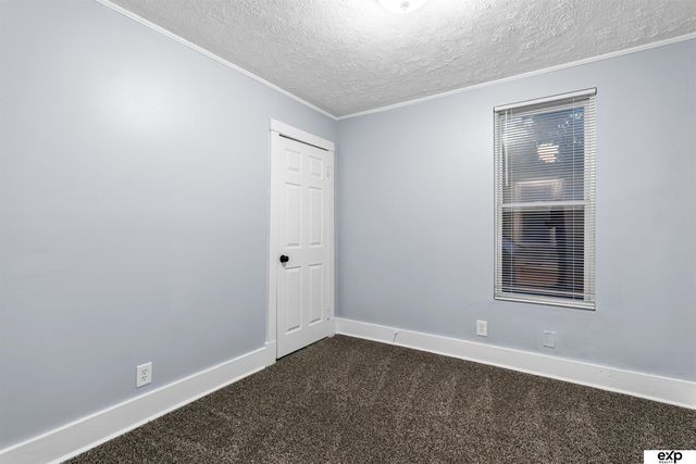 3912 S 14th Street, Omaha, NE 68107