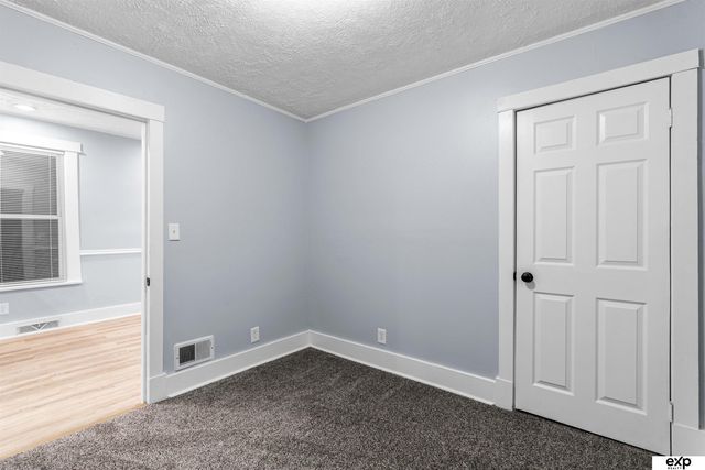 3912 S 14th Street, Omaha, NE 68107