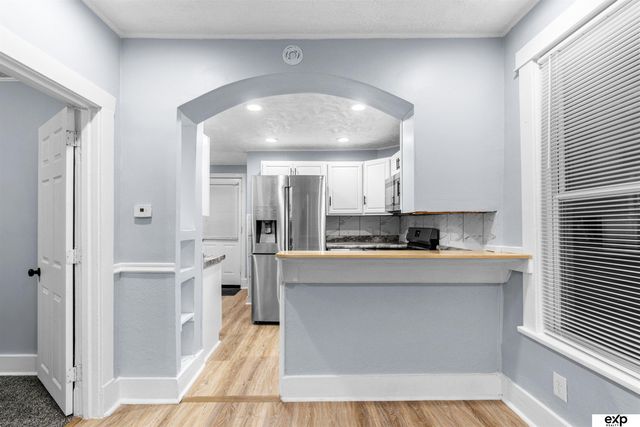 3912 S 14th Street, Omaha, NE 68107