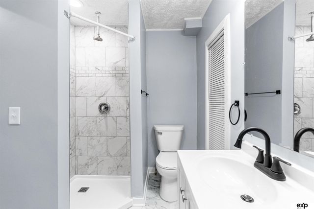 3912 S 14th Street, Omaha, NE 68107