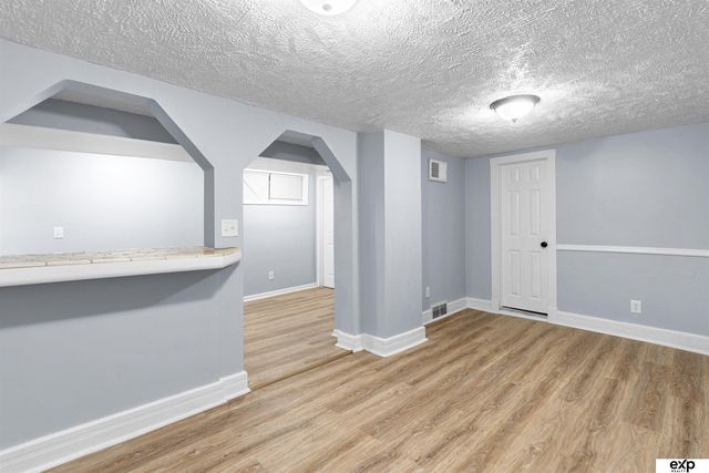 3912 S 14th Street, Omaha, NE 68107