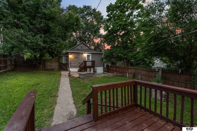 3912 S 14th Street, Omaha, NE 68107