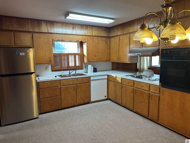 127 Bel Aire, Mayfield, KY 42066