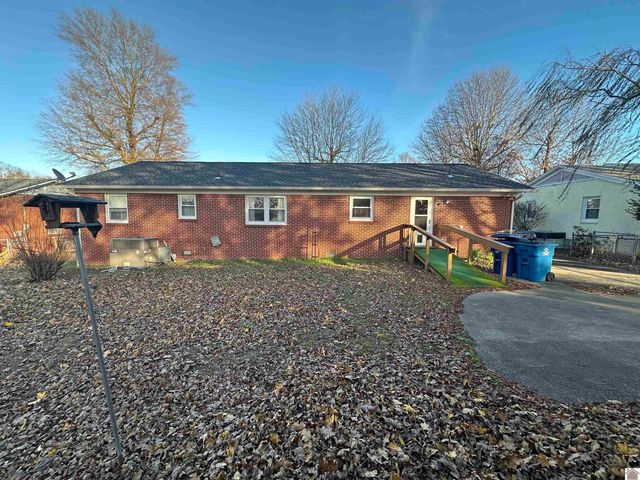 127 Bel Aire, Mayfield, KY 42066