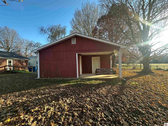 127 Bel Aire, Mayfield, KY 42066