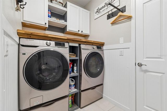 14622 RED CASTLE AVENUE, Lithia, FL 33547