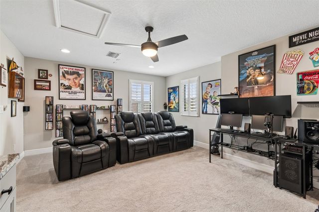 14622 RED CASTLE AVENUE, Lithia, FL 33547