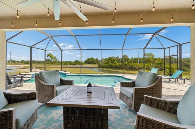14622 RED CASTLE AVENUE, Lithia, FL 33547