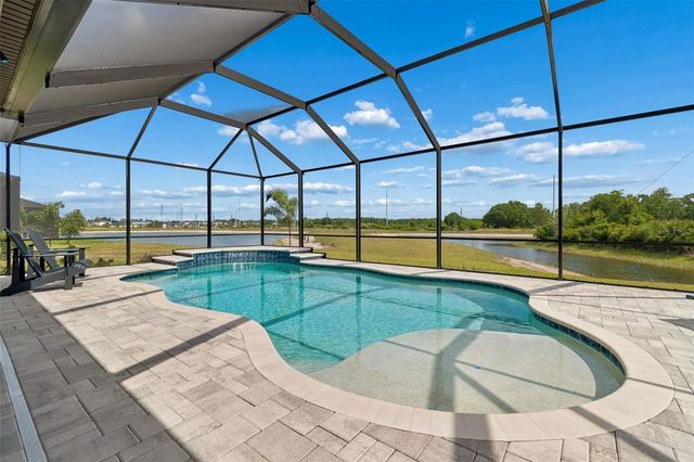 14622 RED CASTLE AVENUE, Lithia, FL 33547