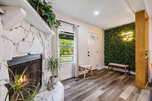 1411 E HENRY AVENUE, Tampa, FL 33604