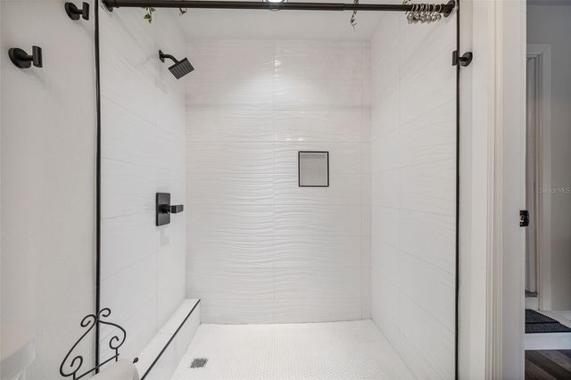 1411 E HENRY AVENUE, Tampa, FL 33604