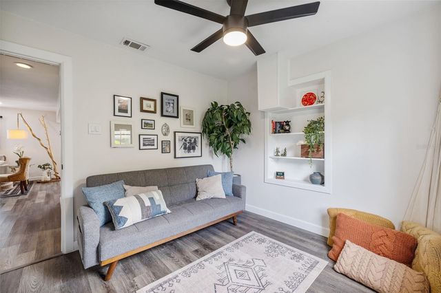 1411 E HENRY AVENUE, Tampa, FL 33604