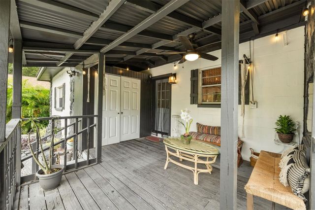 1411 E HENRY AVENUE, Tampa, FL 33604