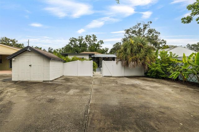 1411 E HENRY AVENUE, Tampa, FL 33604