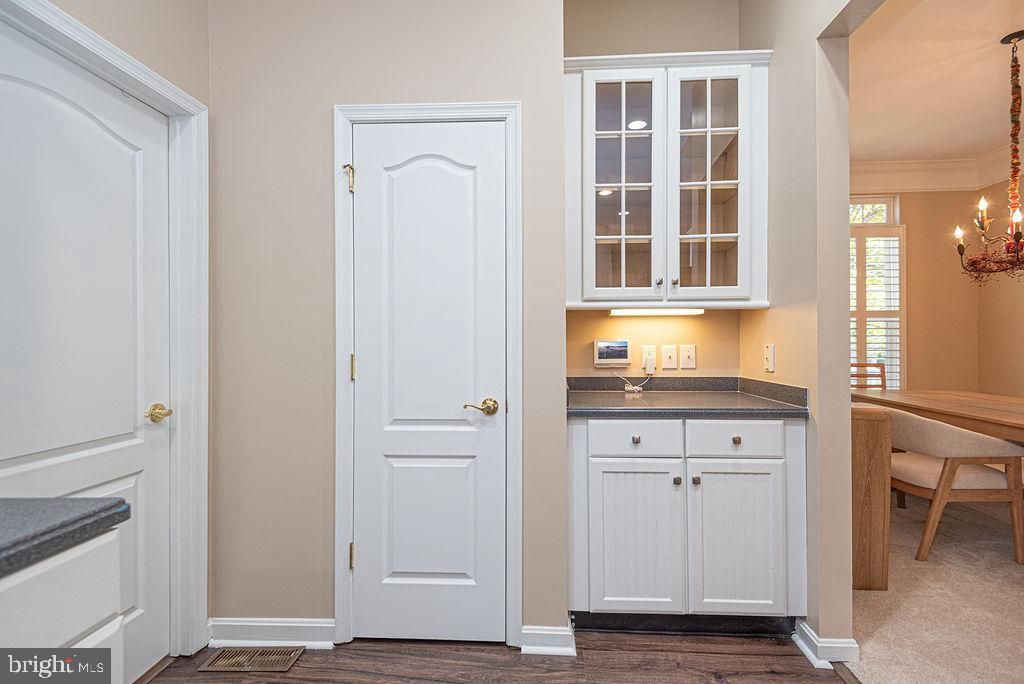 Image 14 of property listing at 8 LONG POINT CT, Ocean Pines, MD 21811