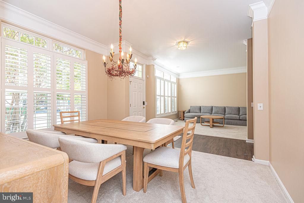 Image 17 of property listing at 8 LONG POINT CT, Ocean Pines, MD 21811