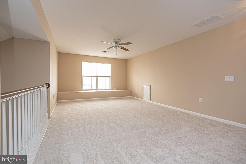 Image 45 of property listing at 8 LONG POINT CT, Ocean Pines, MD 21811