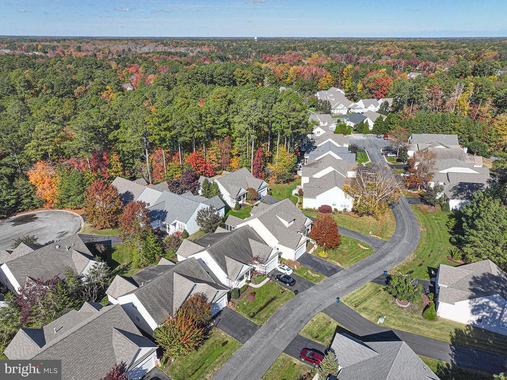 Image 61 of property listing at 8 LONG POINT CT, Ocean Pines, MD 21811