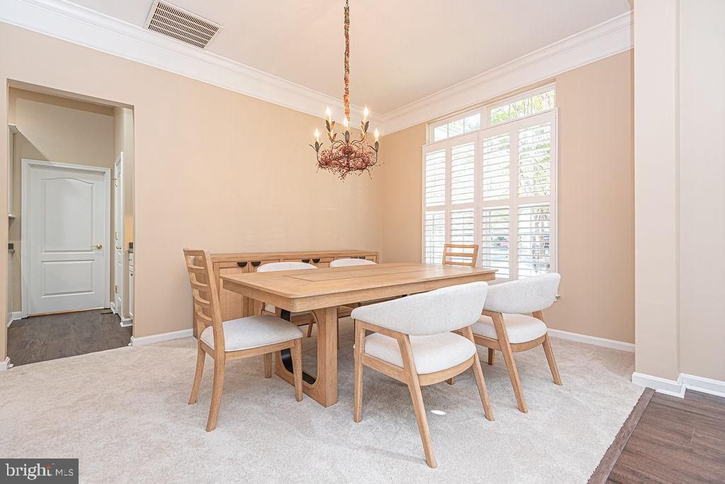 Image 6 of property listing at 8 LONG POINT CT, Ocean Pines, MD 21811