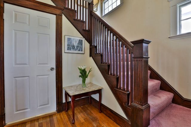 14 Crown St, Milton, MA 02186
