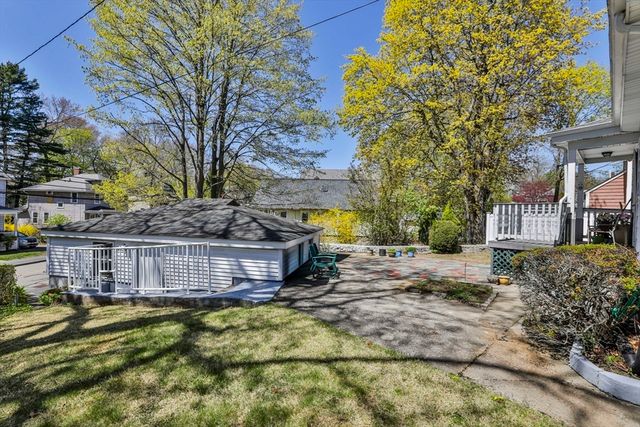14 Crown St, Milton, MA 02186