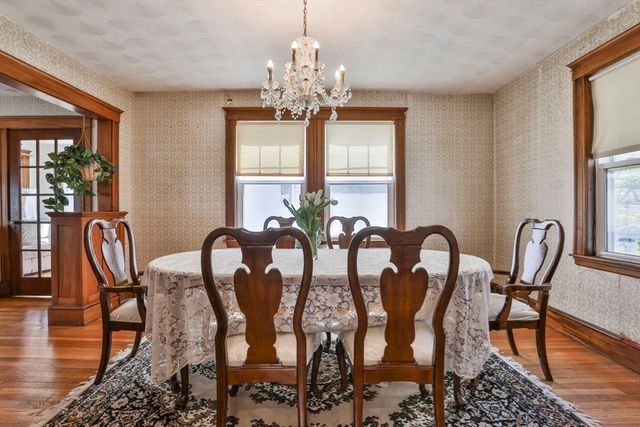 14 Crown St, Milton, MA 02186