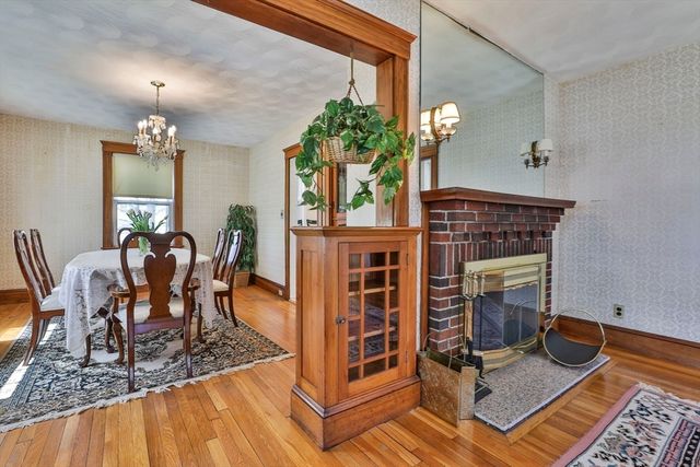 14 Crown St, Milton, MA 02186