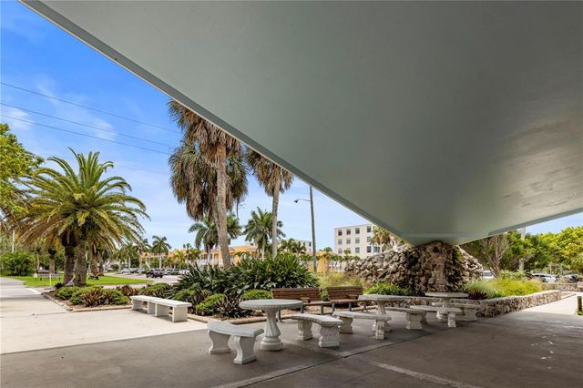9823 HAZE DRIVE, Venice, FL 34292