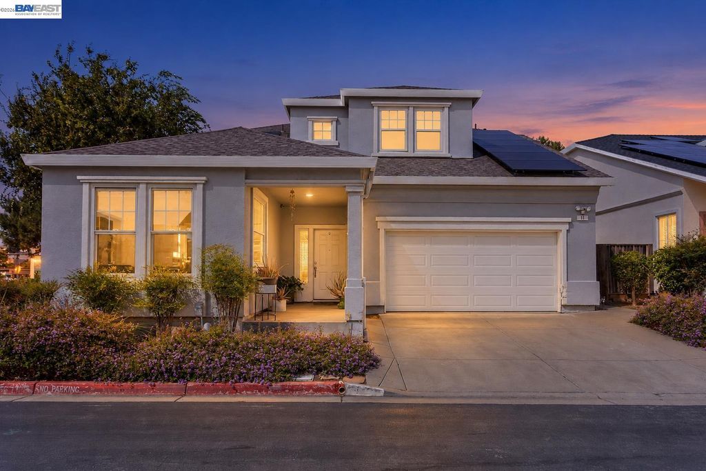 11 fallen leaf, Rodeo, CA 94572