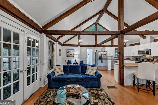 105 INDIAN OAK Drive, Waleska, GA 30183