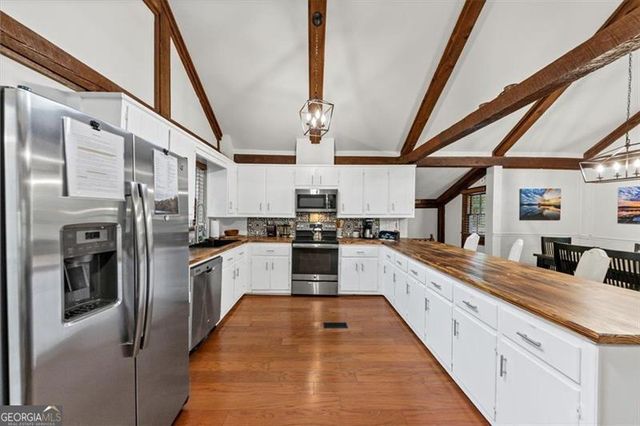 105 INDIAN OAK Drive, Waleska, GA 30183